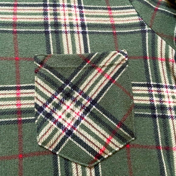 Shirt - Picture 4 of 5